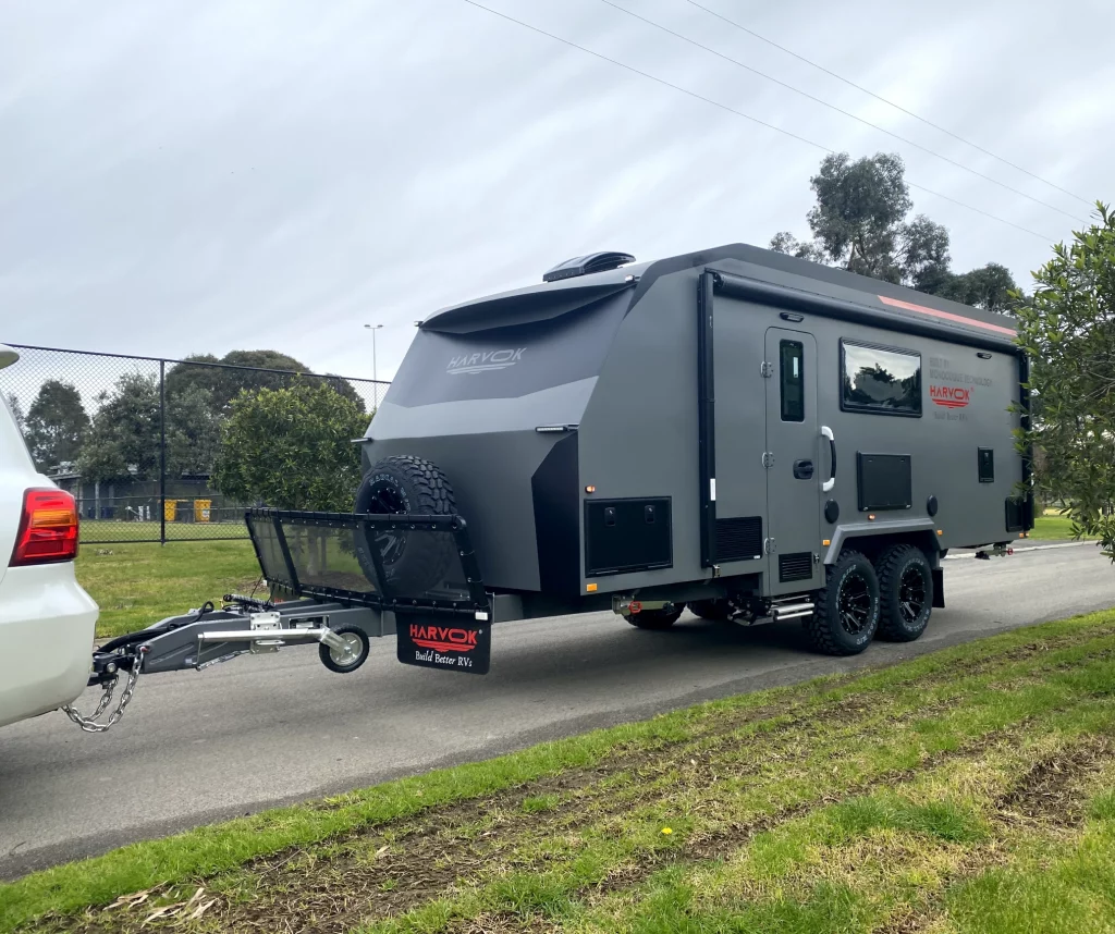 CHARGE WHILE TOWING | Luxury Off Road Caravans